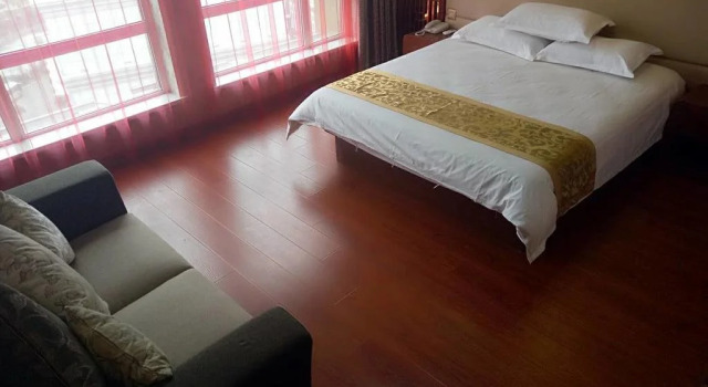 Elan Hotel Changchun Yatai North Avenue, Rezervovat Hotel Čchang-čchun 