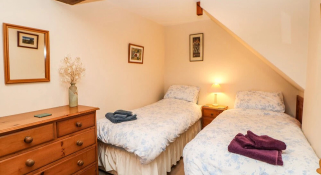 Crescent Cottage, Забронировать Дом для отпуска Отели Шотландских границ с парковкой, Парковка