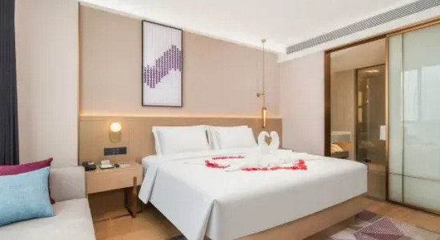 Люкс Business Lavande Hotel (Guangzhou Baiyun Airport Longgui Metro Station)