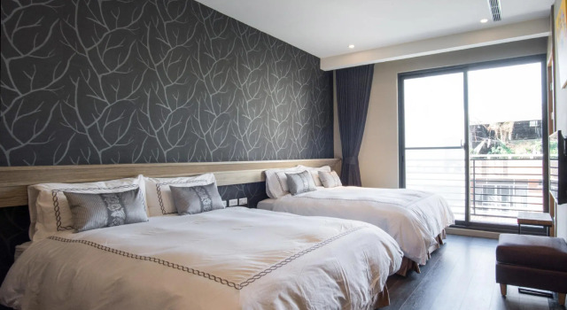 Четырёхместный номер Standard Tianli Hotel
