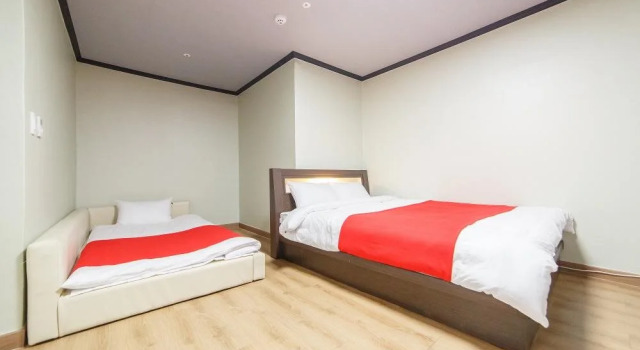 Hotel Castle, Prenota Hotel Hotel economici a Suncheon