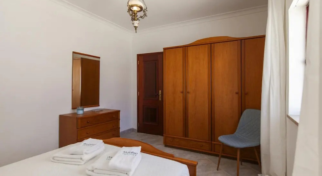 W 04 - Bedroom 4 in Topside Luz Guesthouse, Забронировать Апартаменты/квартира Апартаменты Алгарви, Апартаменты/квартира