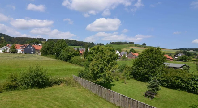 Кровать в общем номере с 6 комнатами Apartment in the Hochsauerland region in a quiet location