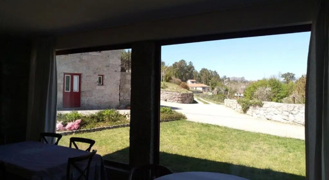Коттедж с 3 комнатами Casas do Eido e Casa da Viúva