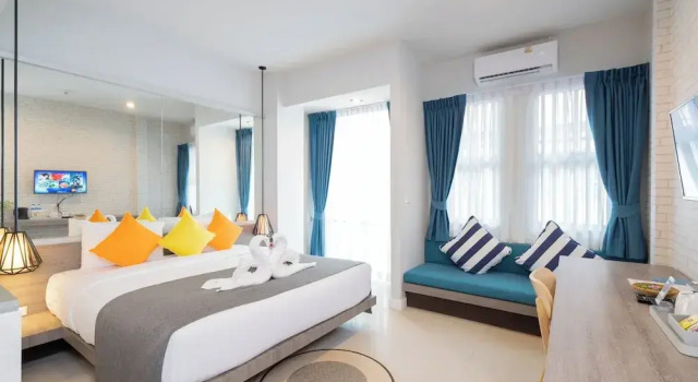 Люкс Deluxe MORE Patong Hotel