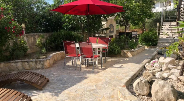 Студия Dalmatia Apartments