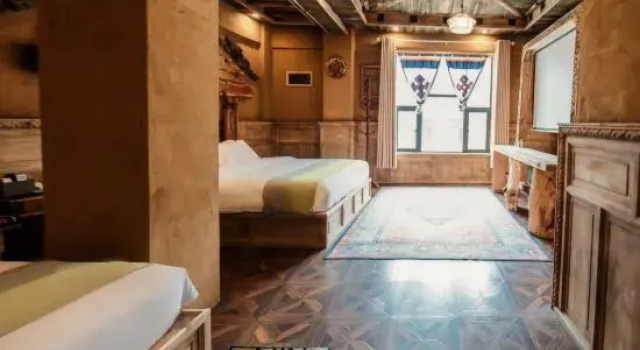 Люкс Deluxe Nuolin Homestay (Daocheng Yading)