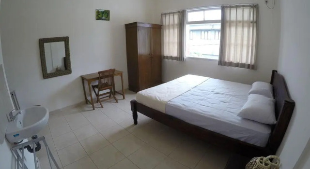 Palmyra Hostel, Réserver Auberge de jeunesse Hôtels à Malang avec parking, près de Taman Rekreasi Kota, Parking