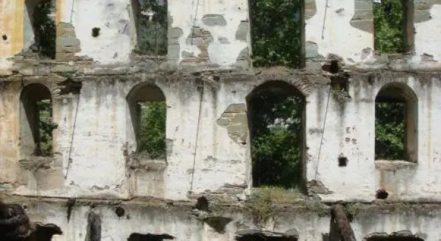 KARMI Apartments