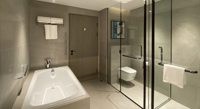 Номер Deluxe Fraser Residence Hanoi