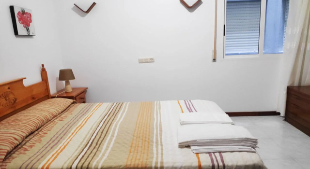 Apartamentos Revo Salinas 3000, Buchen Sie Ferienwohnung Hotels in Galicien mit Parkplatz, Parkplätze