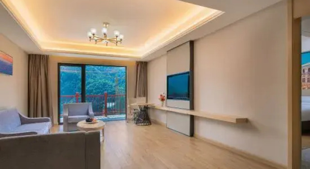 Люкс Standard Vienna International Hotel (Longsheng Longji Branch)