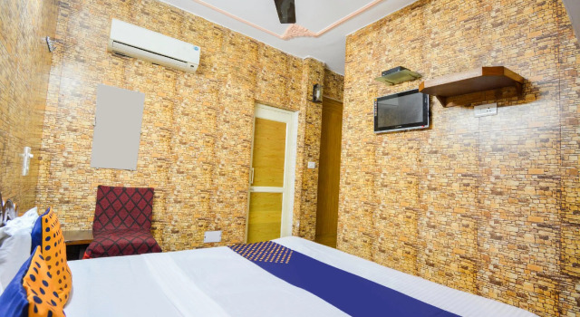 SPOT ON 68349 Kaka Hotel, Réserver Hôtel Patiala Pendjab