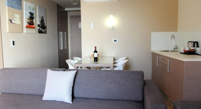 Полулюкс с балконом и с видом на море Renieris Hotel