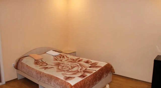 Izumrud, Rezervovat Hotel  