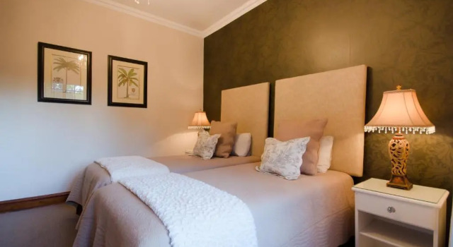 Семейный номер Luxury Rawdons Hotel & Brewery
