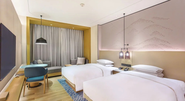 Четырёхместный номер Superior с видом на город Courtyard by Marriott Foshan