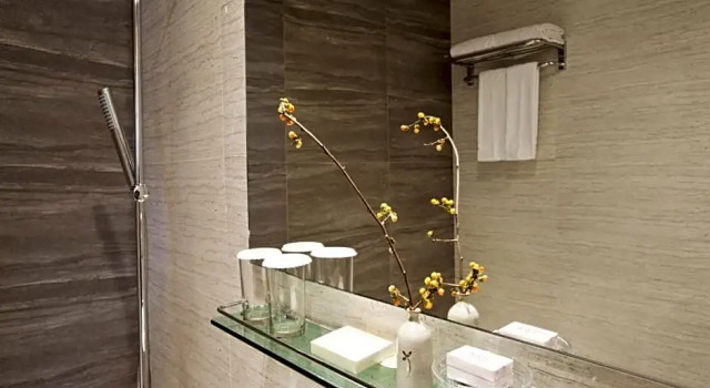 Номер Deluxe Central Tourist Hotel