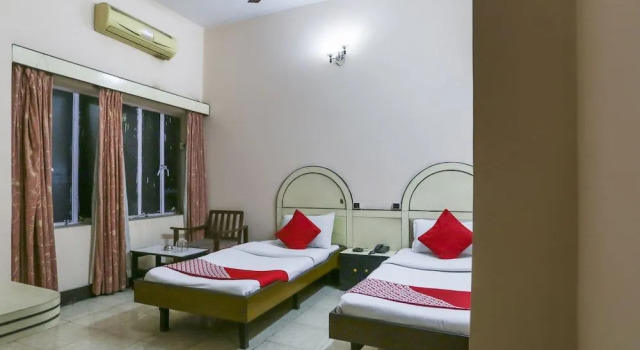 OYO 27783 Hotel Rajmahal Inn, Boek Hotel Durgapur 