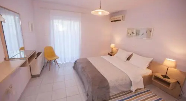 Apartments Vravrona