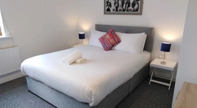 Burren Court Lodge, Book Hotel Hotels in Clare with Parking, Parking