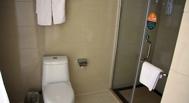 Люкс GreenTree Inn Shanghai Xupu Bridge Hotel