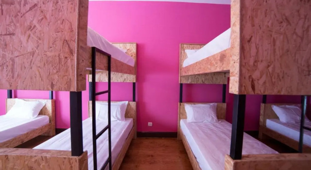 Кровать в общем номере (женский номер) Santa Maria Hostel