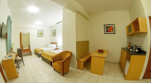 Номер Executive El Dorado Express Hotel