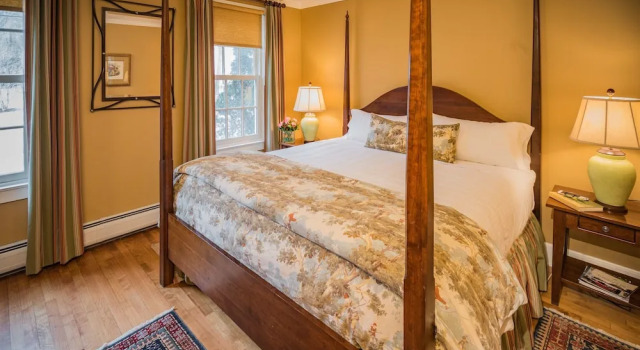 The Dorset Inn, Varaa Hotelli Hotellit New England uima-altaalla, Uima-allas