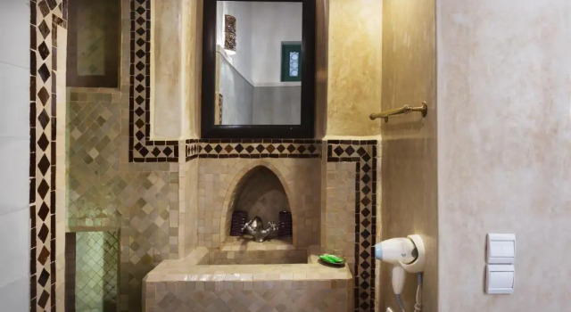 Полулюкс Riad Swaka