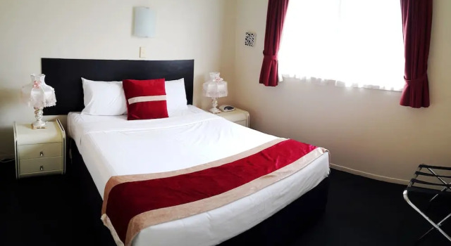 Люкс Deluxe c 1 комнатой Aurora City Suites Motel