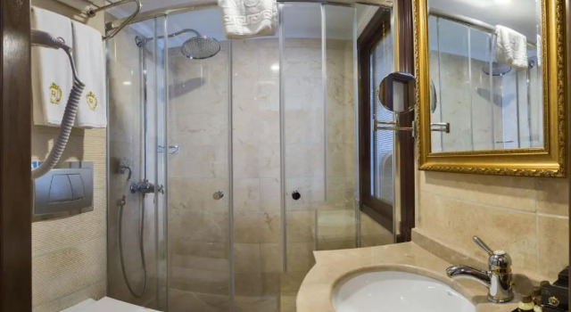 Двухместный номер Economy The Central Hotel