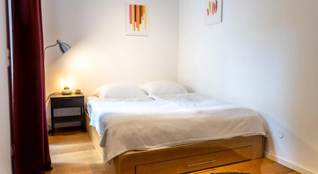 Cozy Apartment With Private Garden, Prenota Appartamento Vienna Austria, vicino a Alserstraße Metro Stop
