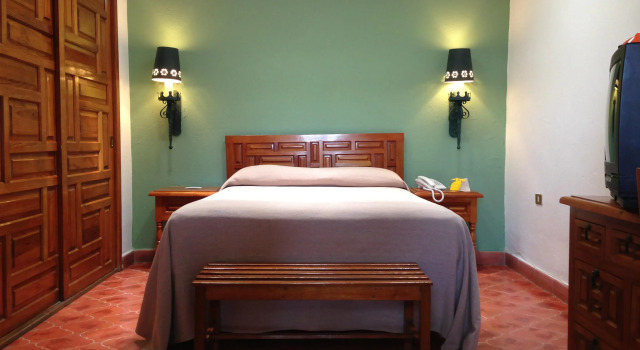Rancho Hotel Atascadero, Забронировать Отель Отели Сан-Мигель-де-Альенде с бассейном, Бассейн