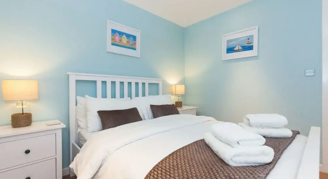 Апартаменты Luxury Modern Two Bedroom Apartments