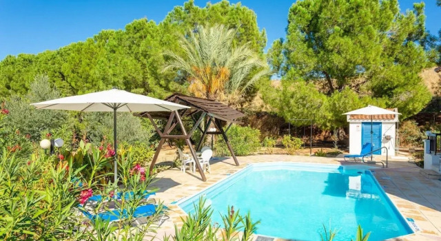 Коттедж Villa Charoula Ena Large Private Pool AC WiFi