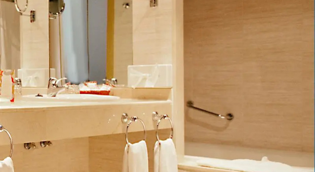 Двухместный номер Standard с балконом Hotel Costa Calero Thalasso & Spa