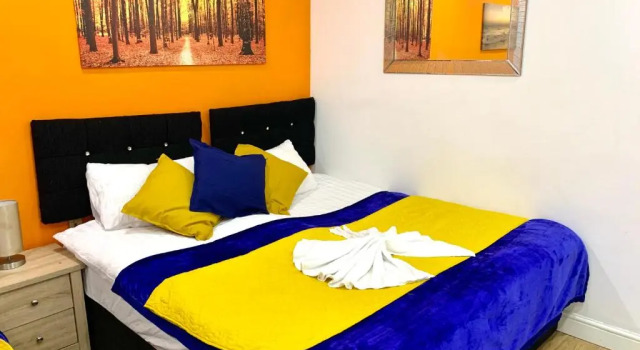 London Luxury 2Bed, Reception, Garden, Apartment, Varaa Huoneisto Asunnot kohteessa Merseyside, Huoneisto
