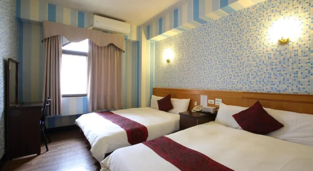 Четырёхместный номер Standard Chiayi Crown Hotel