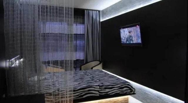 Mini Hotel Fourrooms, Buchen Sie Gasthaus Mini-Hotels in Omsky District, Gasthaus
