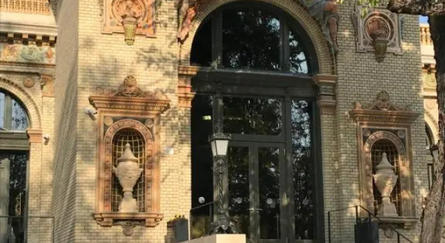 Heroes' Residence, Varaa Hotelli Budapest Budapest