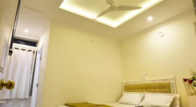 Четырёхместный номер Standard Hotel City Meridian
