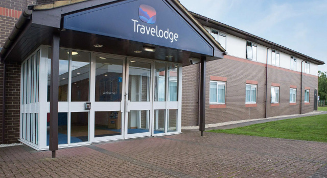 Travelodge Hotel - Chippenham Leigh Delamere M4 Eastbound, Book Hotel Chippenham Wiltshire
