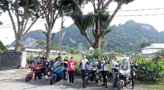 Коттедж IPOH CEMPAKA VILLA (12pax) vintage.classic经典复古.精品民宿