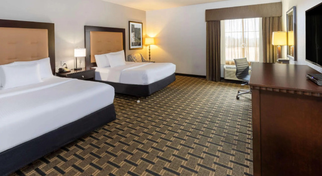 Четырёхместный номер Standard La Quinta by Wyndham Mt. Pleasant