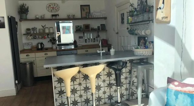 Коттедж 5 Bed House - Sleeps 15 - Pets - Garden - Parking