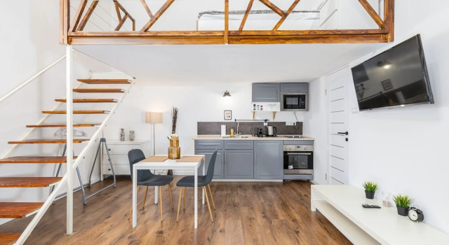 Апартаменты Comfort Venus Apartments - Keleti II