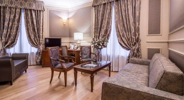 Полулюкс Grand Visconti Palace