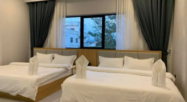 Четырёхместный номер Deluxe с видом на улицу Hotel Lavieen