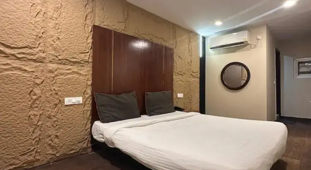 Hotel Shore I Faridabad, Varaa Hotelli Faridabad Haryana